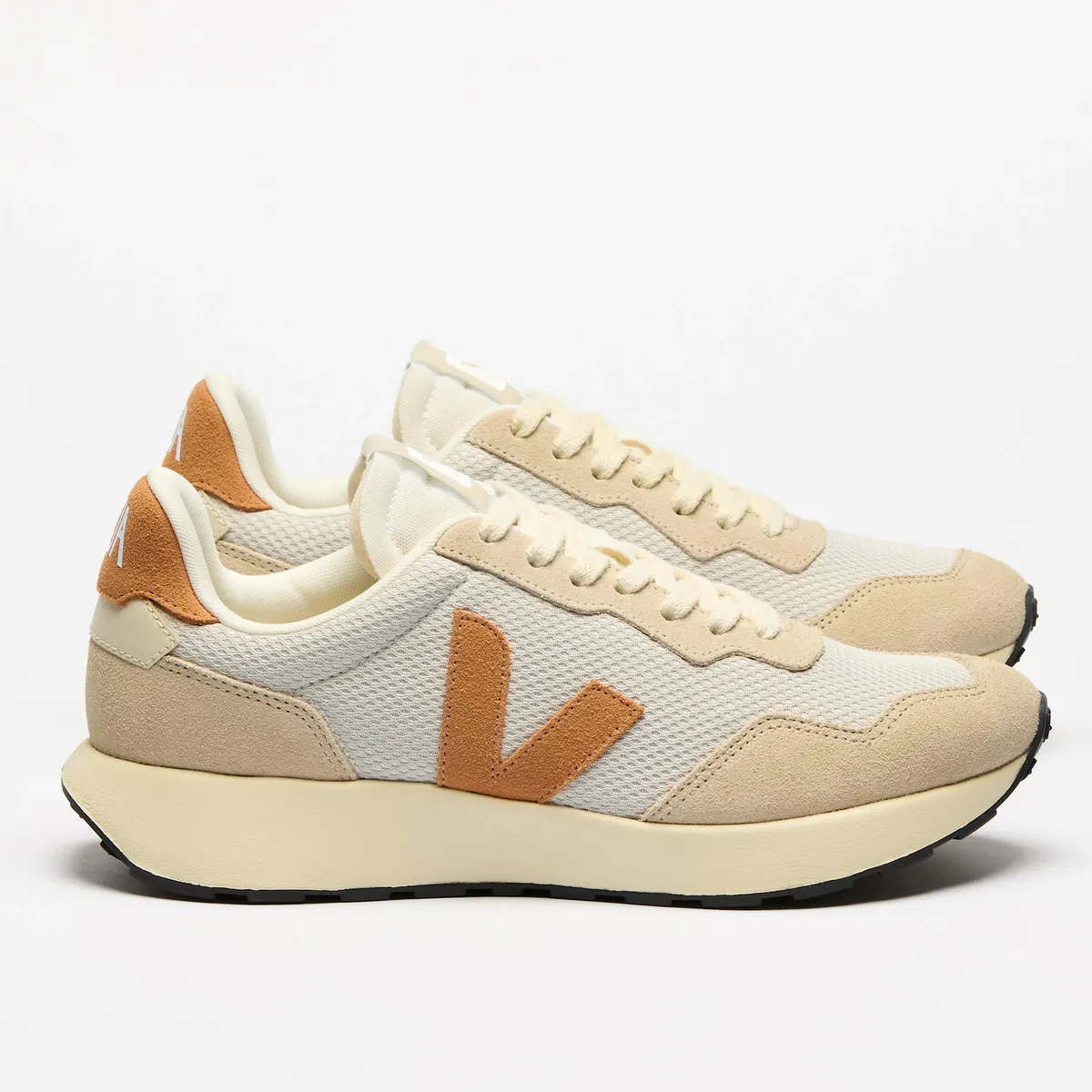 VEJA - Zapatilla veja de hombre paulistana Beige