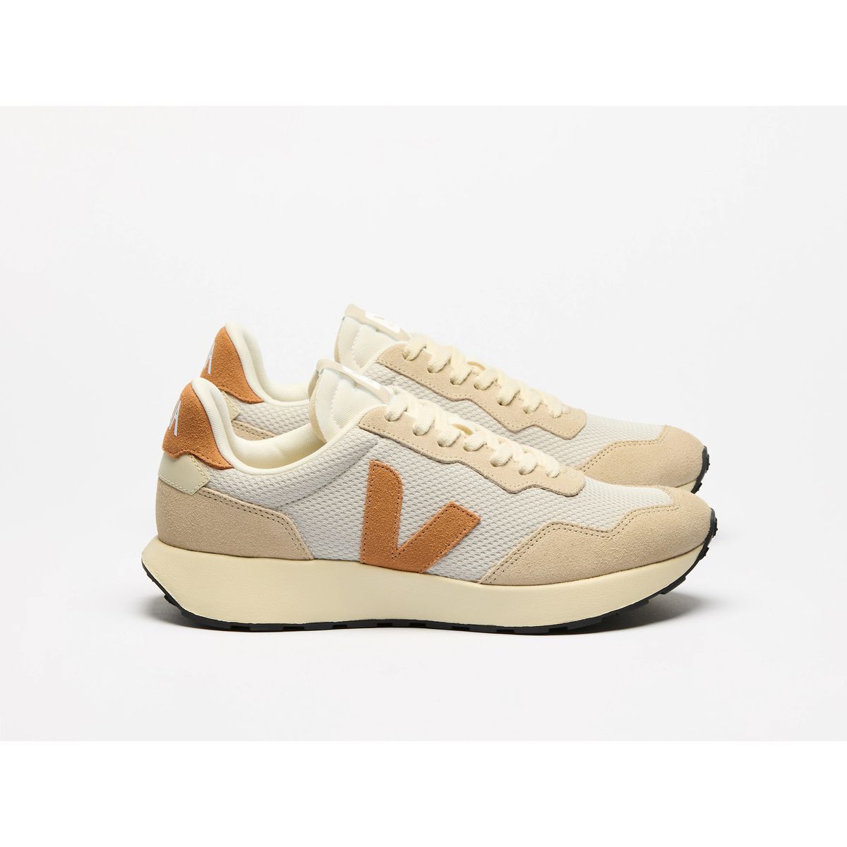 VEJA - Zapatilla veja de hombre paulistana Beige