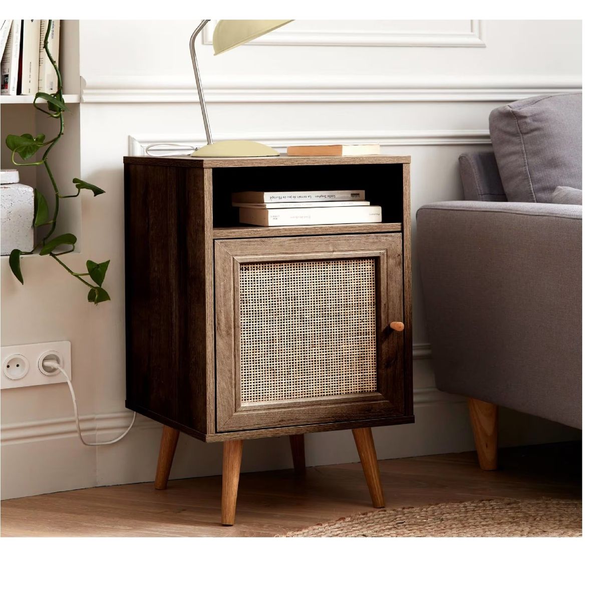 TU MESITA - Mesa de Noche Ariosto color Marrón con Rejilla de Ratán 1 puerta TU MESITA