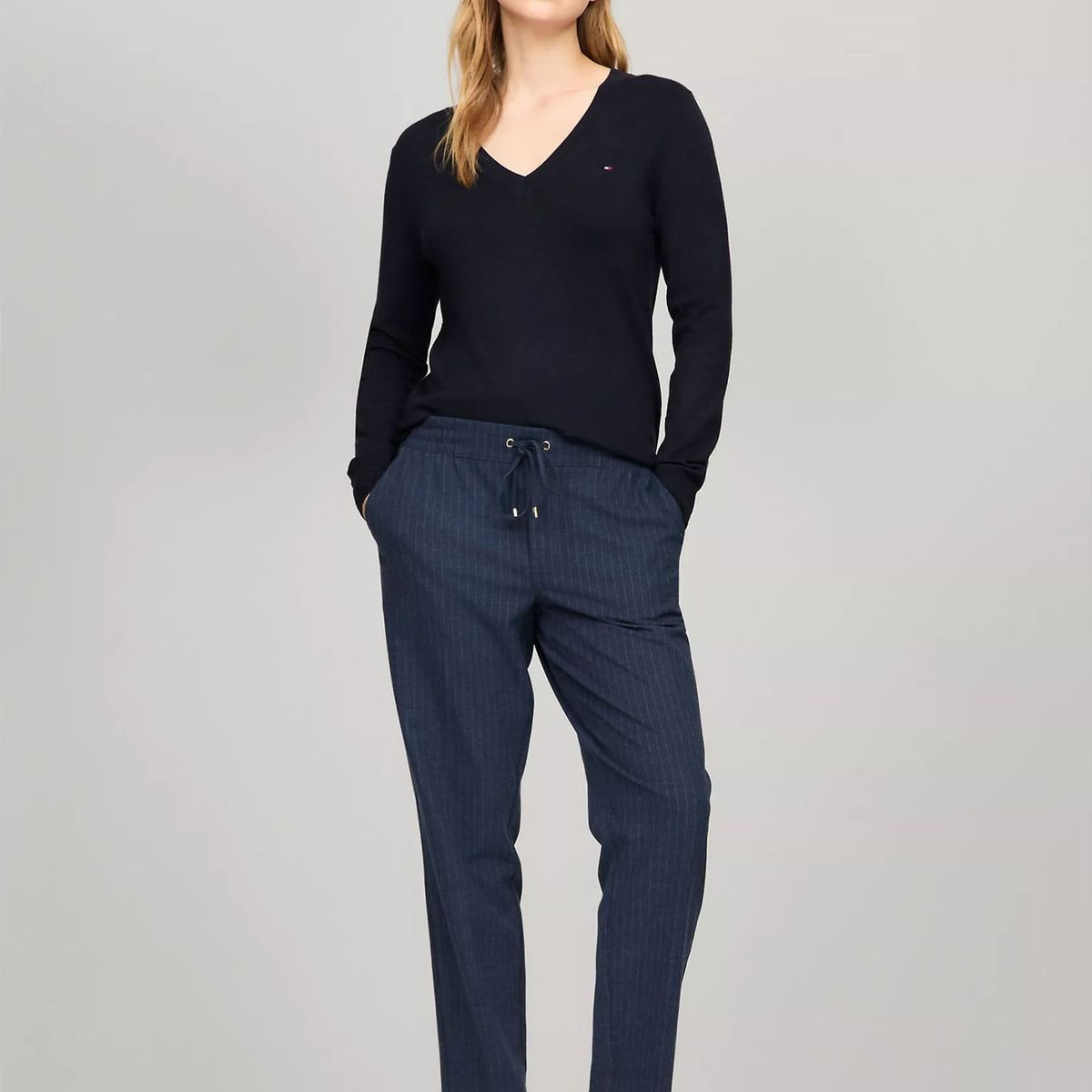 TOMMY HILFIGER - SWEATER V-NK SOLID WOMENS TH