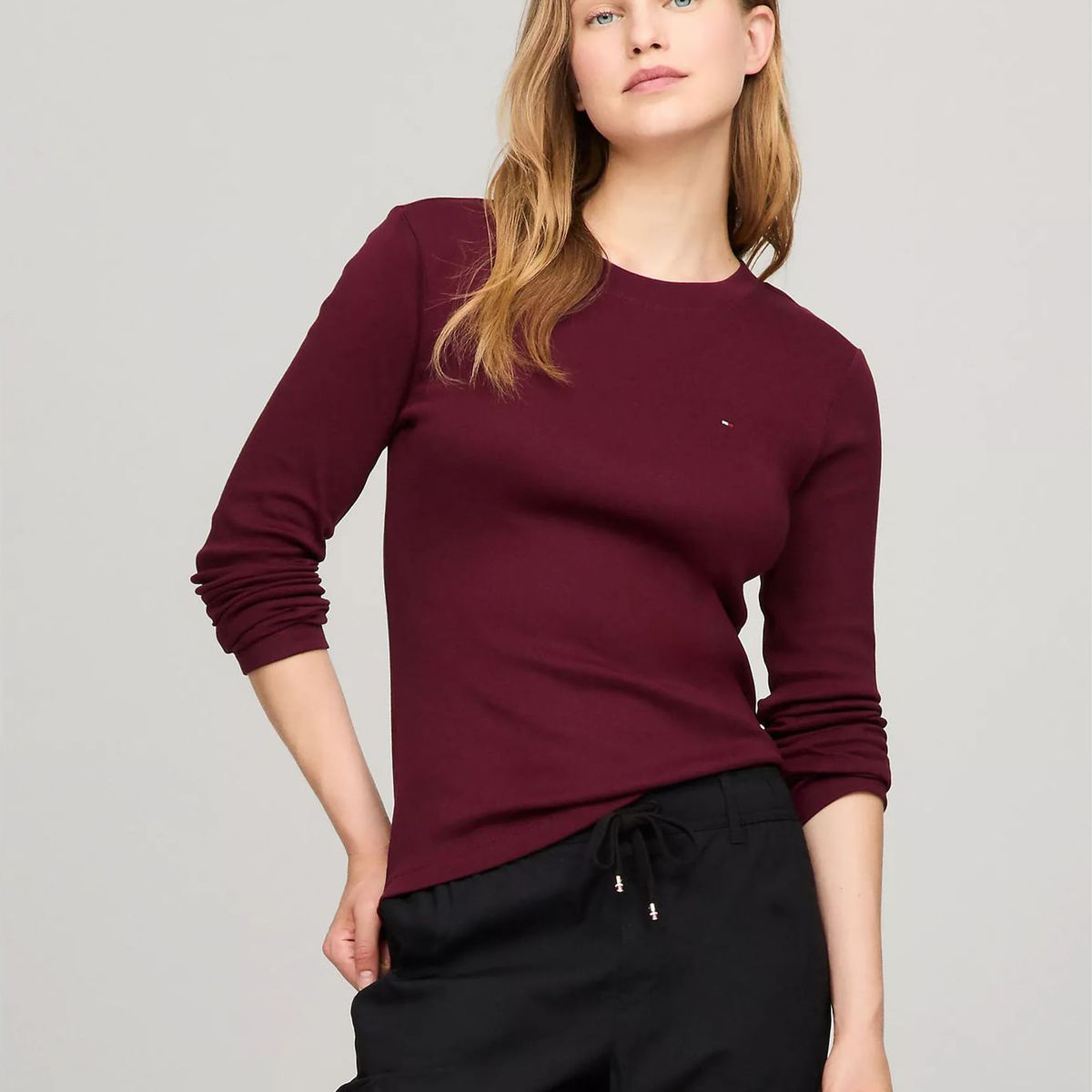 TOMMY HILFIGER - CAMISETA W SLIM NEW C- NK LS FAVE TEE