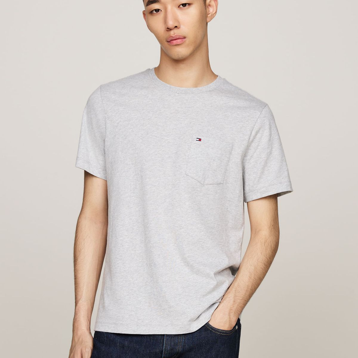 TOMMY HILFIGER - CAMISETA M/C ESSENTIAL HTR POCKET TEE