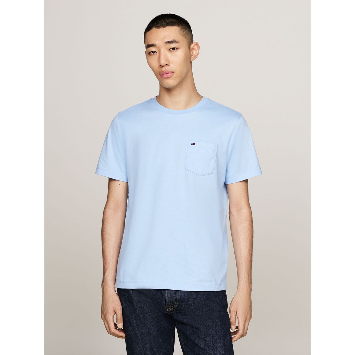 TOMMY HILFIGER - CAMISETA M/C ESSENTIAL SOLID POCKET TEE TH