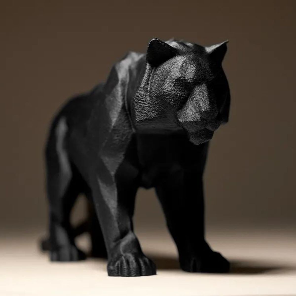 GENERICO - ADORNO EXCLUSIVO TIGRE NEGRO 23cm x 13cm x 42cm