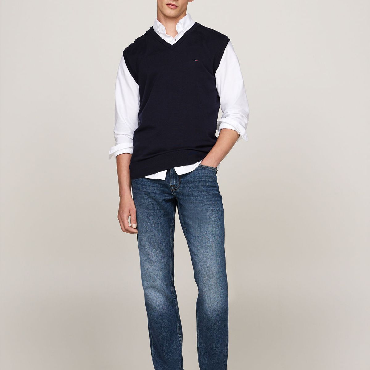 TOMMY HILFIGER - PULLOVER ESSENTIAL CTN V NK VEST