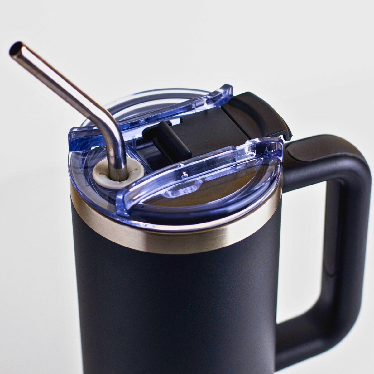 WECOOL - Mug 30oz- Negro Tapa Clásica con kit de cañitas