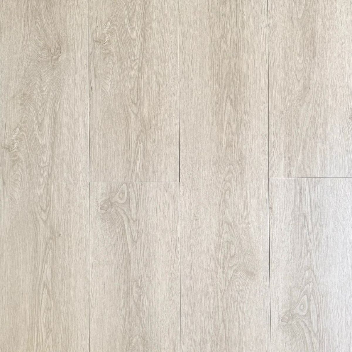 EJESA CREA TU ESPACIO IDEAL - Plata 20×100 cm – Tablón porcelanato 1.20 m2