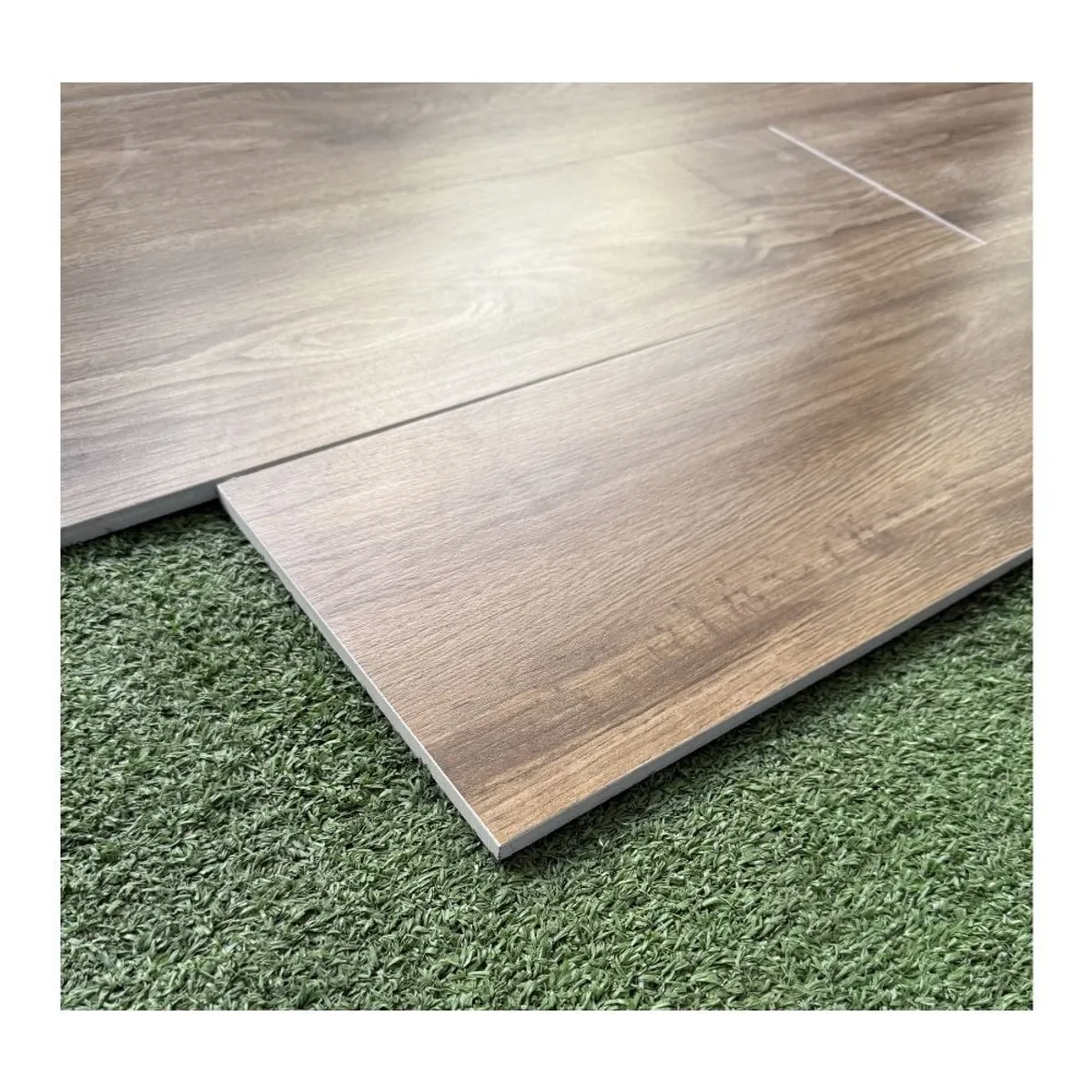 EJESA CREA TU ESPACIO IDEAL - Nut 20×100 cm – Tablón porcelanato 1.20 m2