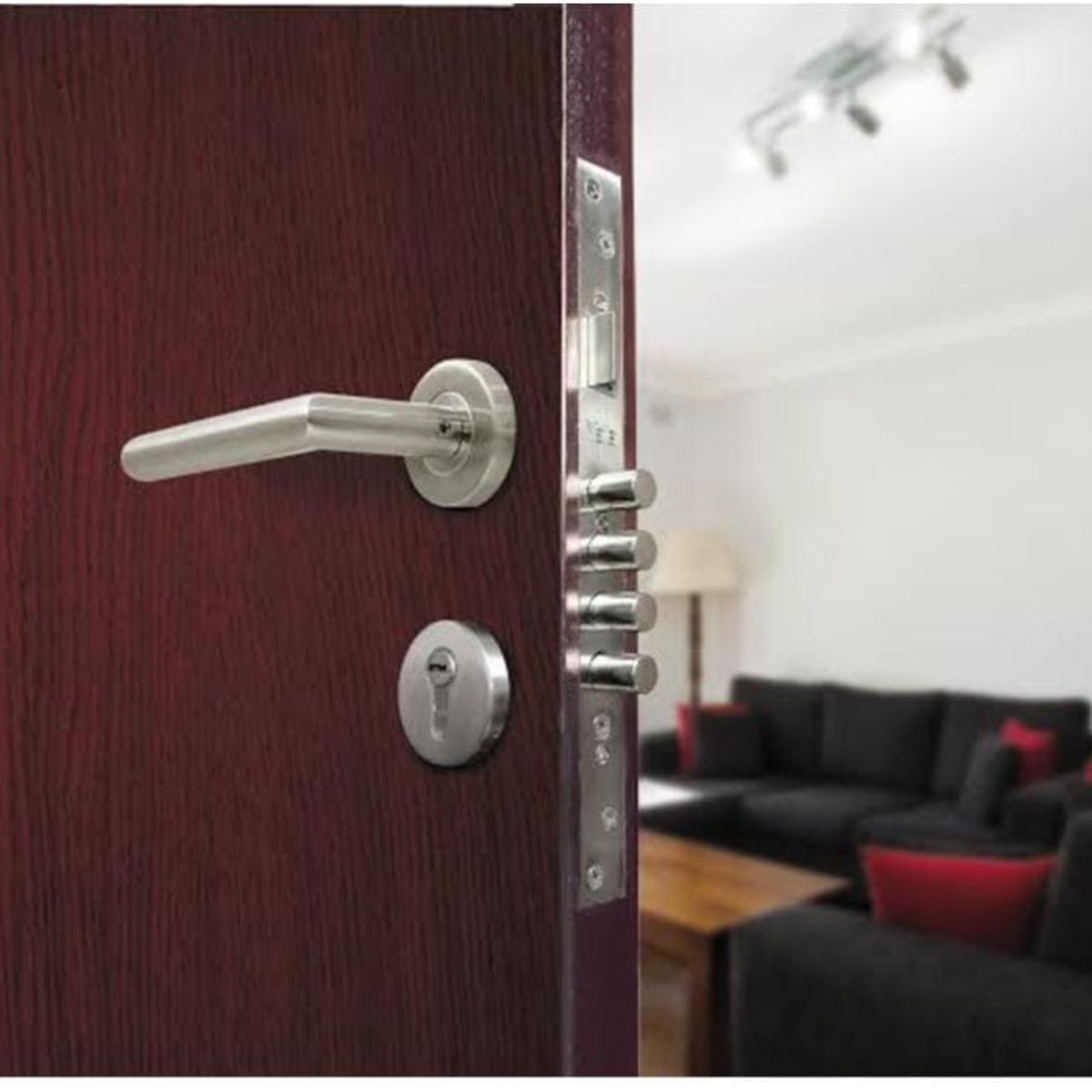 YALE - Cerradura de Embutir Milán Principal Yale