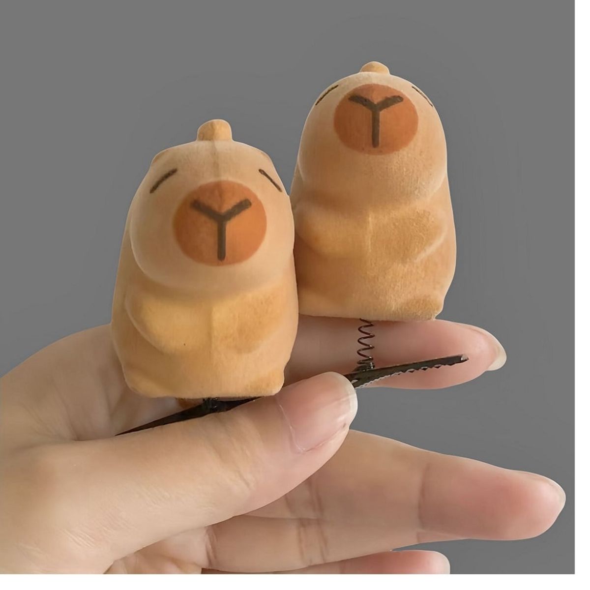 GENERICO - ganchitos para el cabello modelo capibara