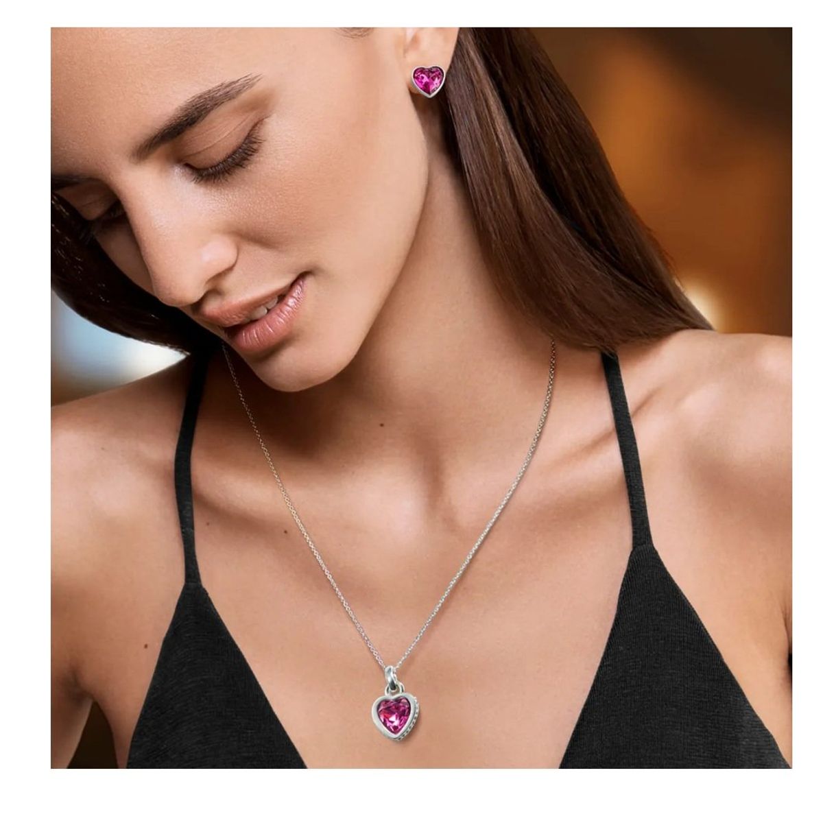 ESIKA - Set Collar + Aretes Passionate Heart Doble baño de plata y cristales