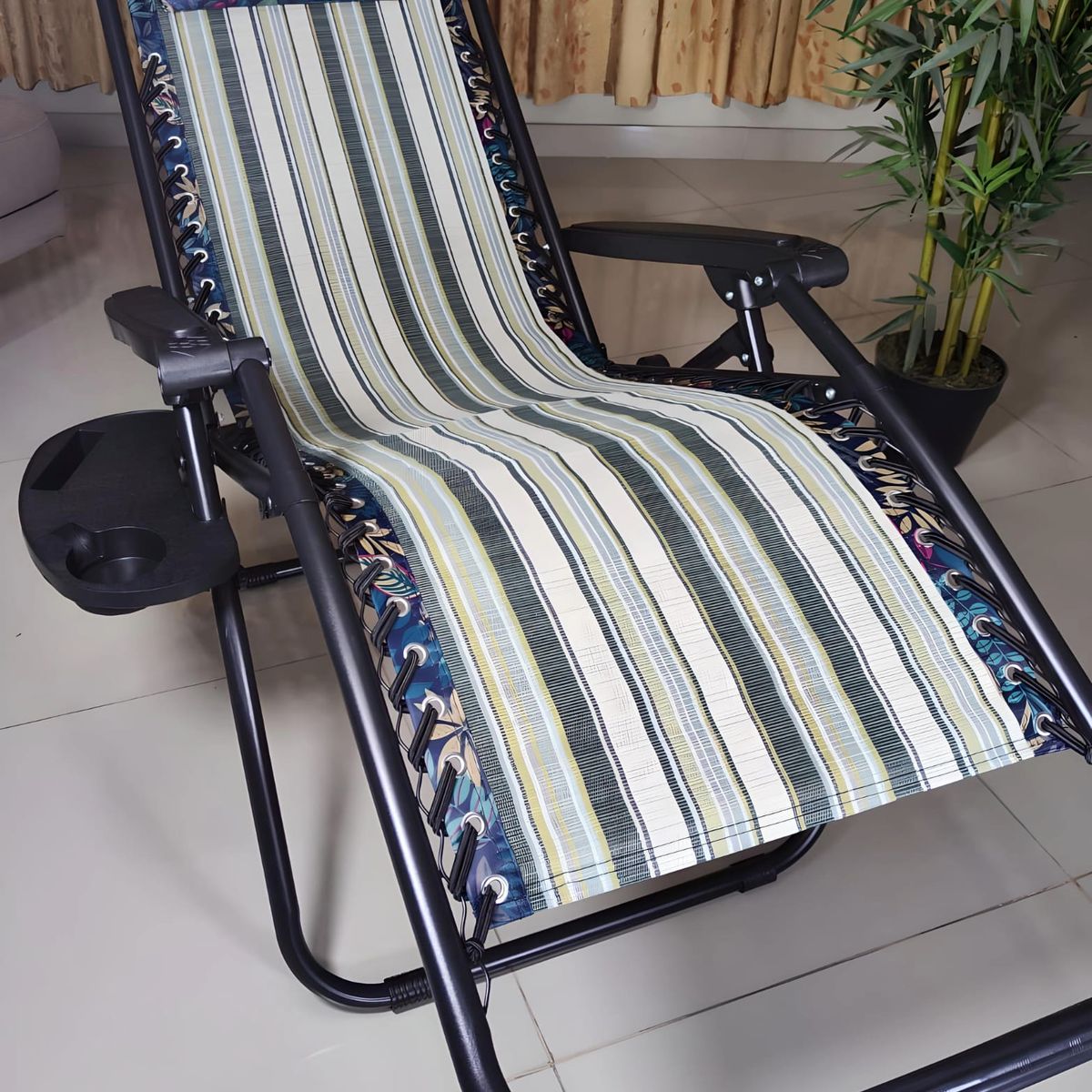 GENERICO - SILLA DE GRAVEDAD CERO PARA EXTERIORES CON BANDEJA POSA VASO