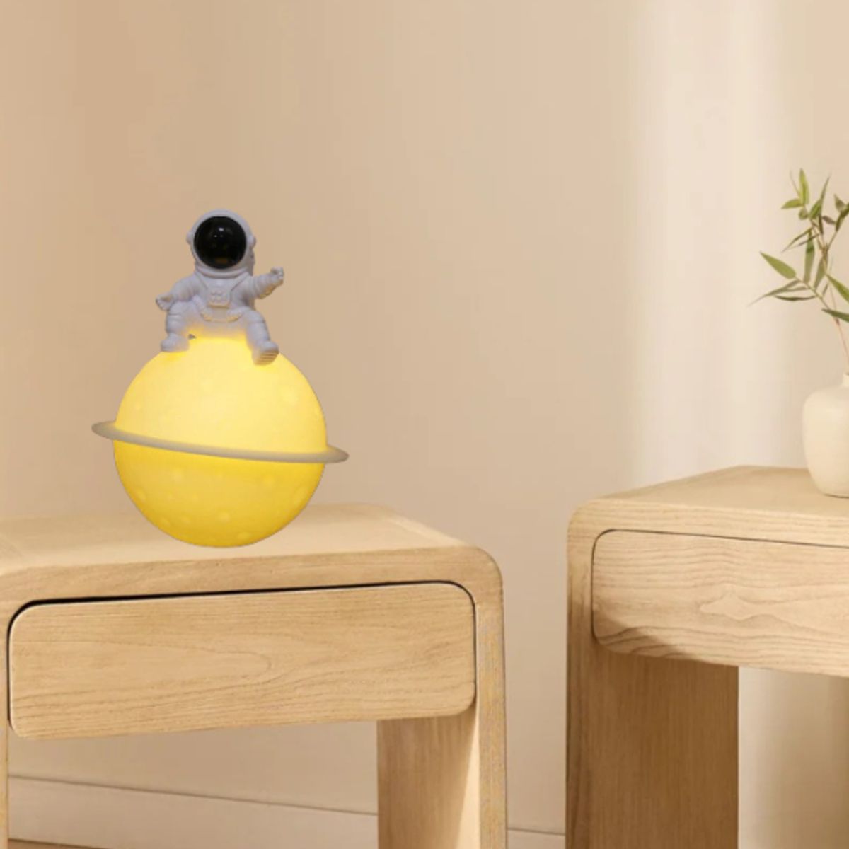 GENERICO - LÁMPARA PORTÁTIL MESA ESCRITORIO ADORNO DECORATIVO ASTRONAUTA EN LUNA