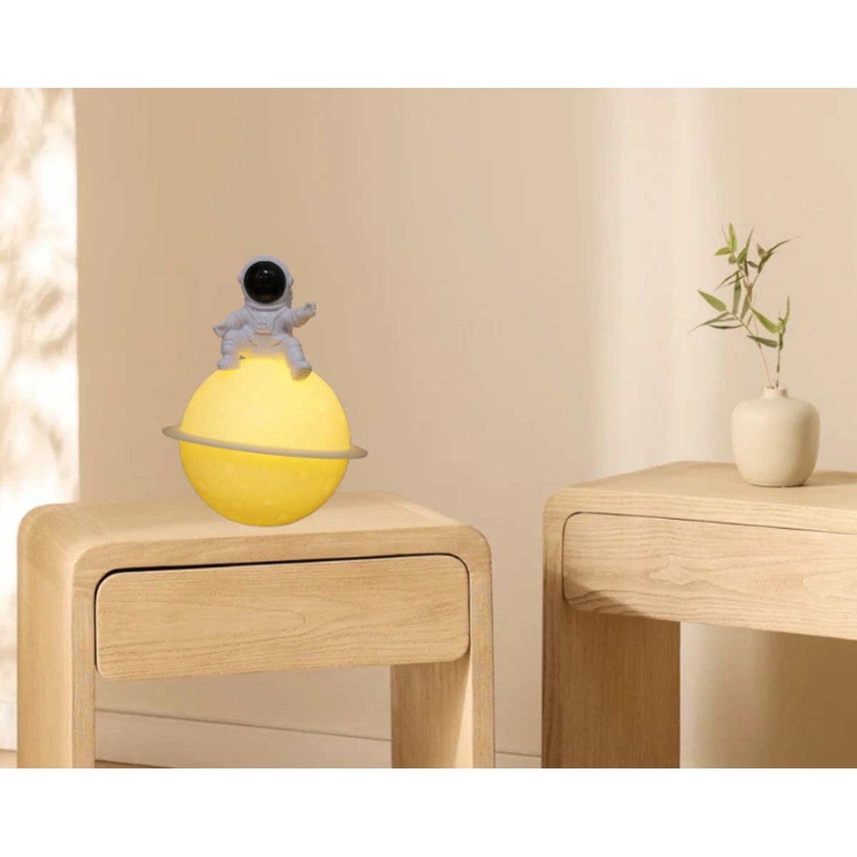 GENERICO - LÁMPARA PORTÁTIL MESA ESCRITORIO ADORNO DECORATIVO ASTRONAUTA EN LUNA