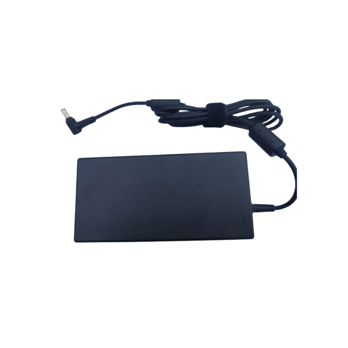 ASUS - Cargador para Laptop Asus 19.5 V. 11.8 A. 230w. 6.0X3.7mm.   ROG STRIX