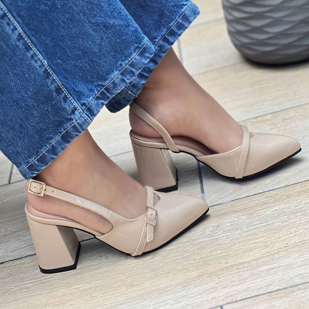 GENERICO - ESTILETO PARA DAMA BEIGE KAROL