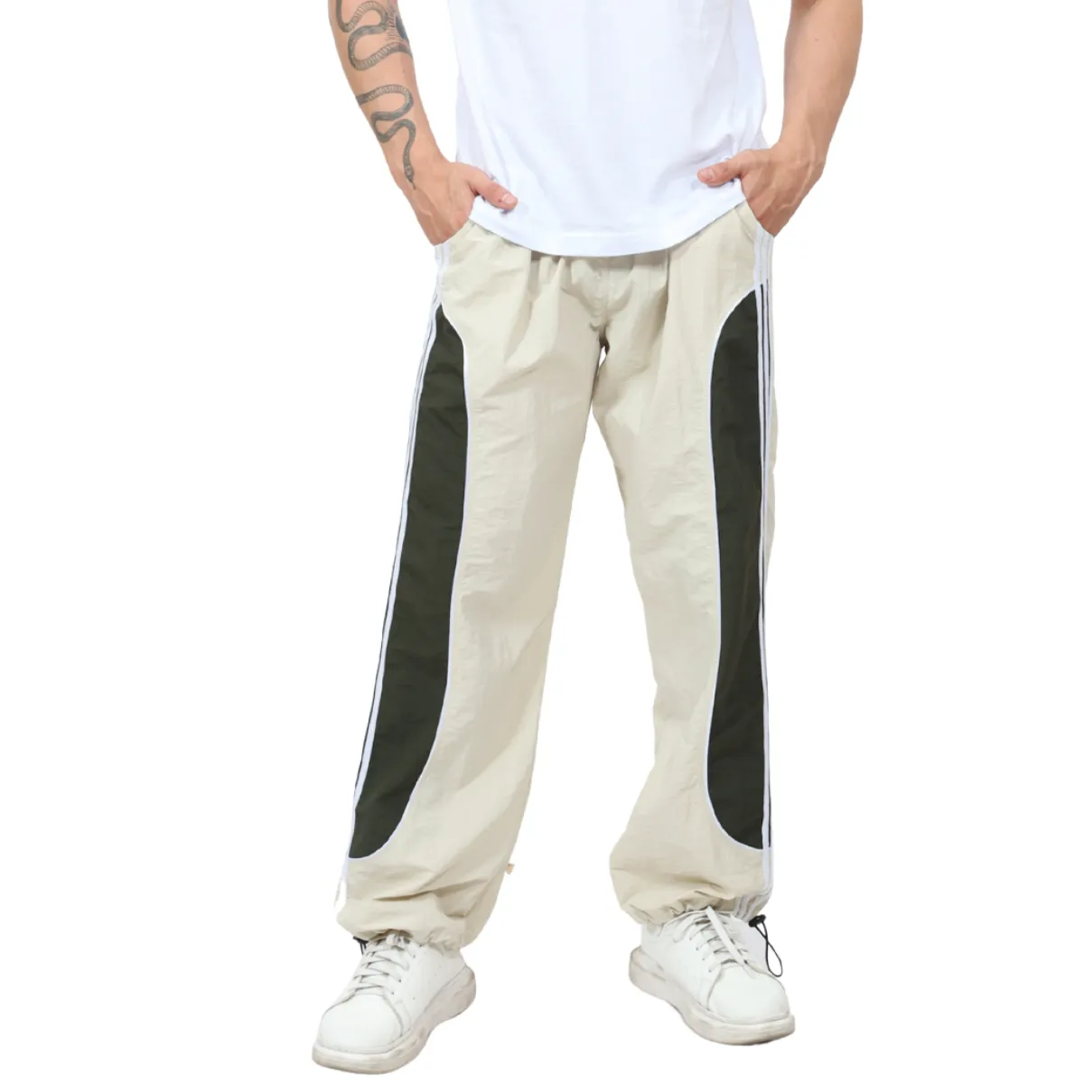 ENKI - Pantalón Power Track ENKI  Modelo Sport Oversized