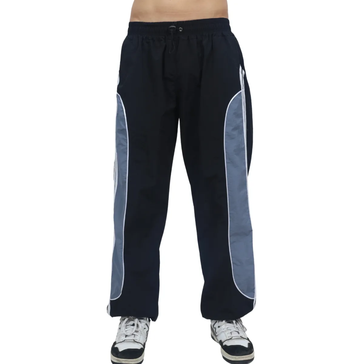ENKI - Pantalón Power Track ENKI  Modelo Sport Oversized