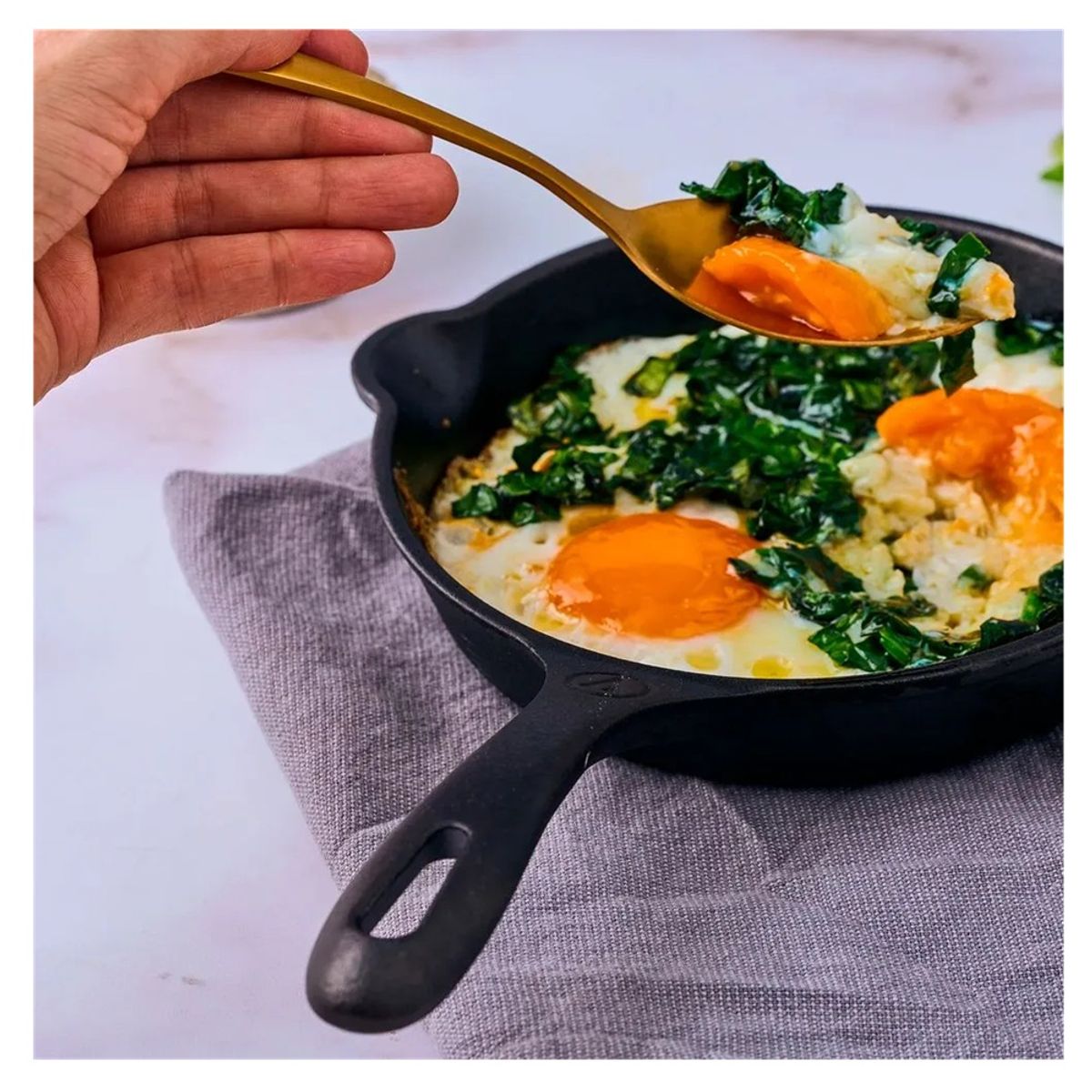 VICTORIA - SARTEN DE HIERRO FUNDIDO PRECURADA DE 16 CM DIAMETRO VICTORIA