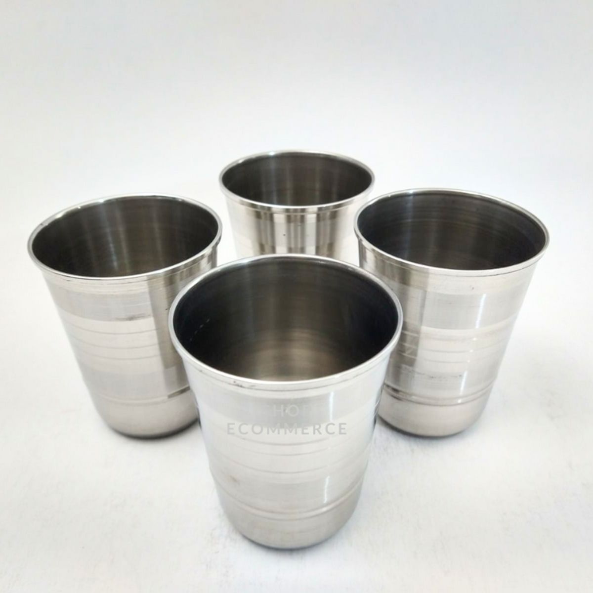 GENERICO - Jarra de agua de acero inoxidable  1.5 L + 4 vasos