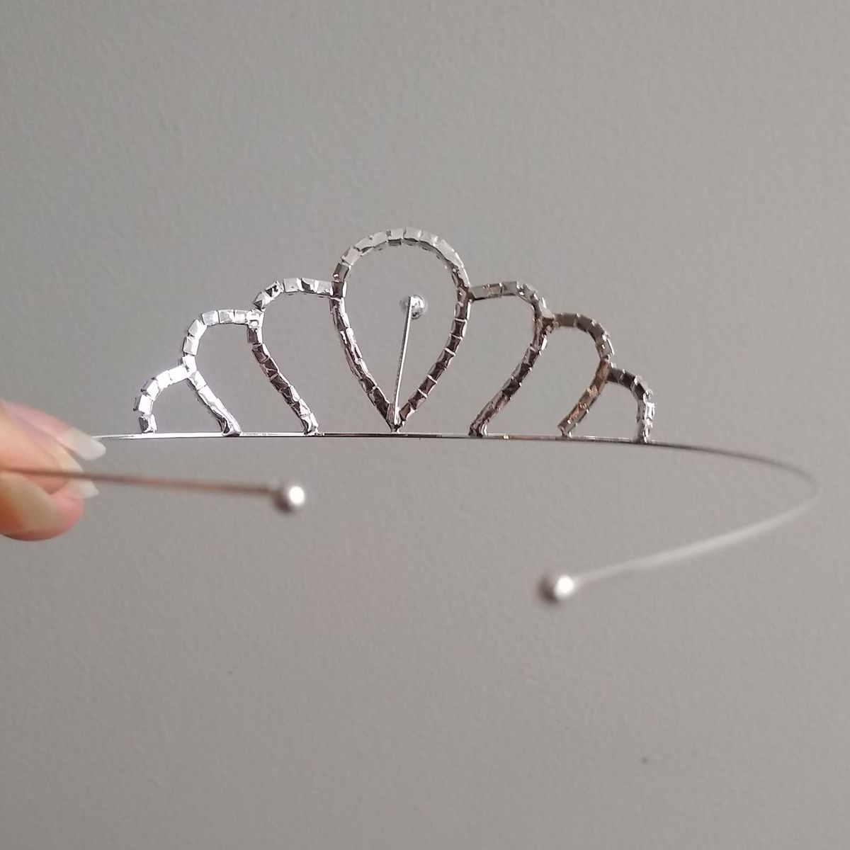 GENERICO - Corona tiara diadema plateada cumpleaños princesa brillo