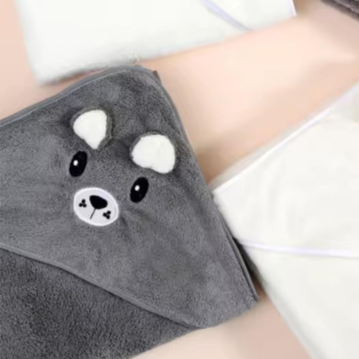 GENERICO - Toalla baño bebé - Plomo