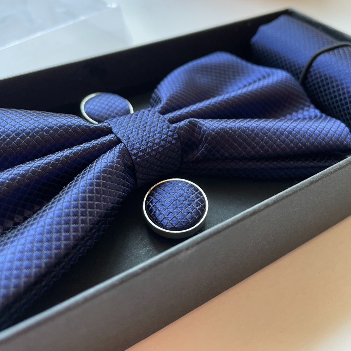 KAST PE - Set Houston Corbata Michi Pañuelo y Gemelos  Azul Marino