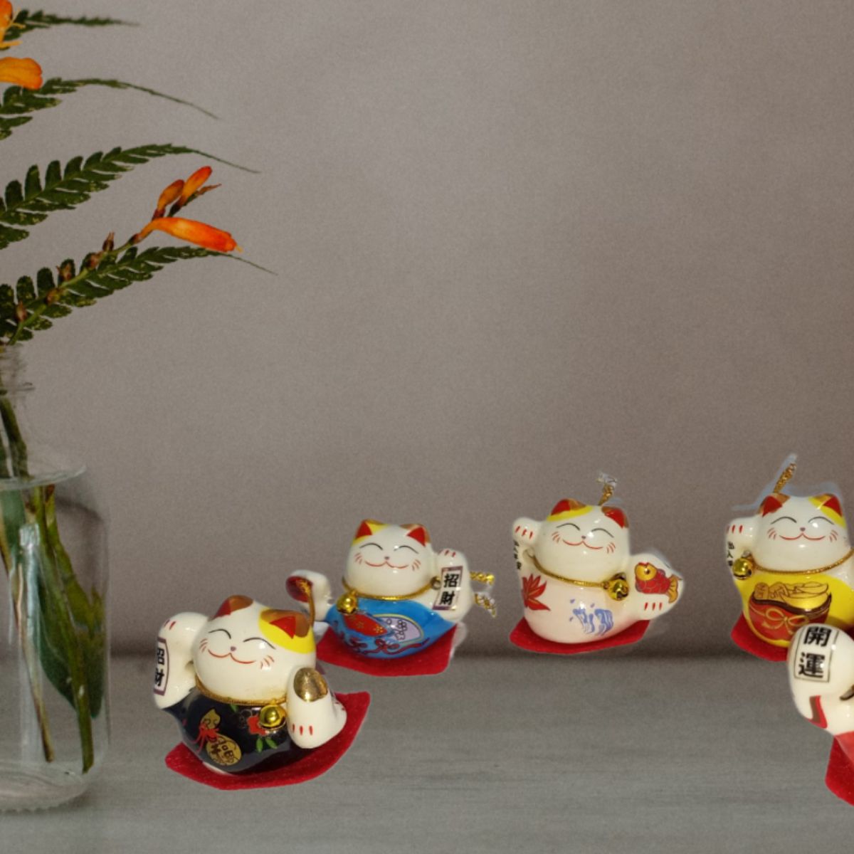 GENERICO - 5 ADORNOS DE GATO CHINO DECORATIVOS DIFERENTES DESEOS RIQUEZA Y FORTUNA