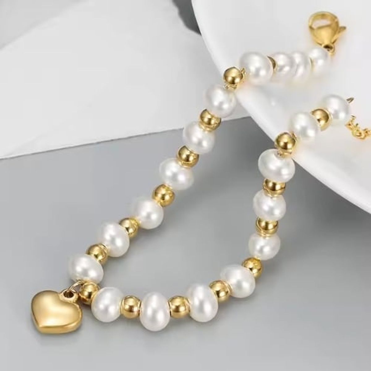 GENERICO - Pulsera Perlas del Rio con corazón Mujer