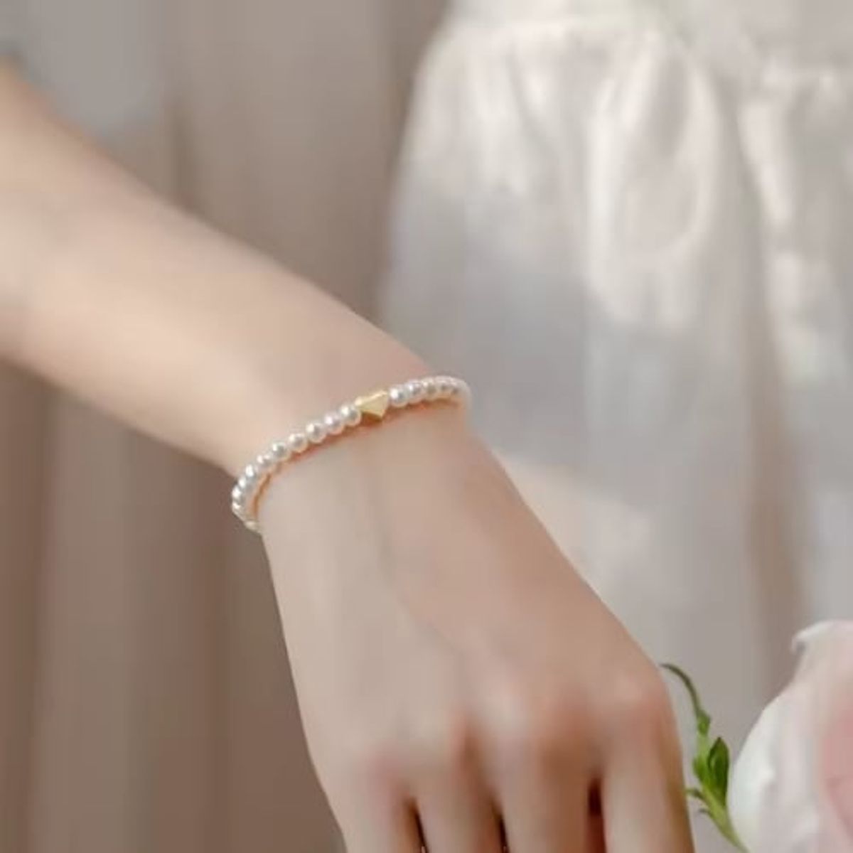 GENERICO - Pulsera Perlas del Rio con corazón pasante Mujer