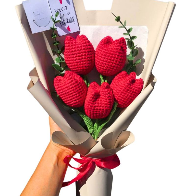 GENERICO - Ramo x 05 Tulipanes Eternos Tejidos Rojos  a Crochet Flores