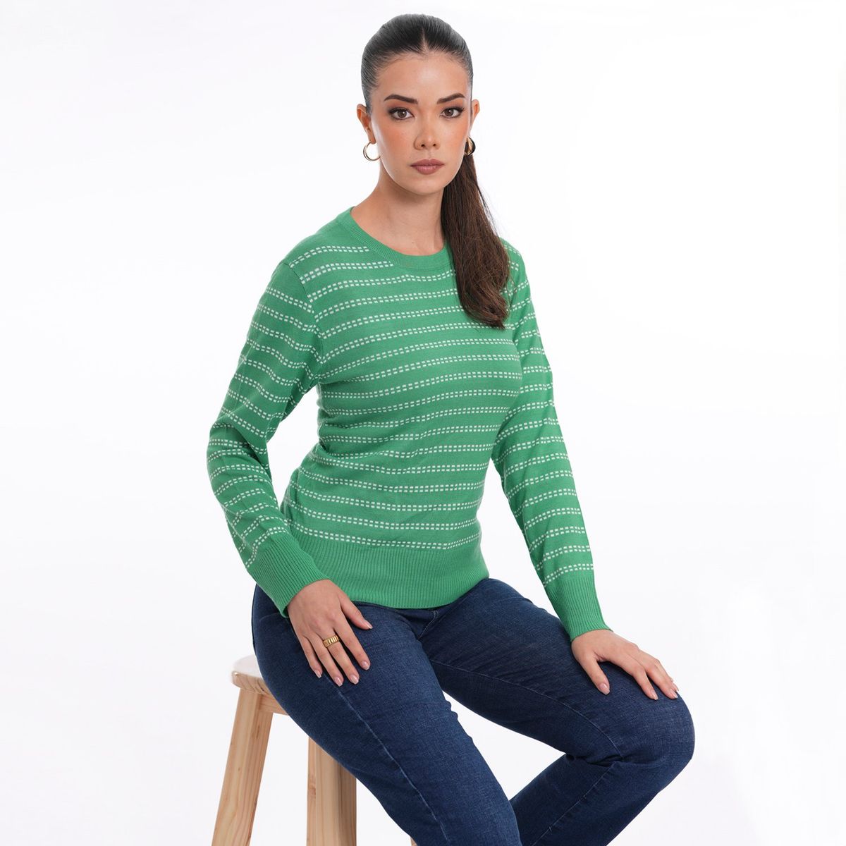 MAE ALCOTT - CHOMPA ROCIO MAE ALCOTT