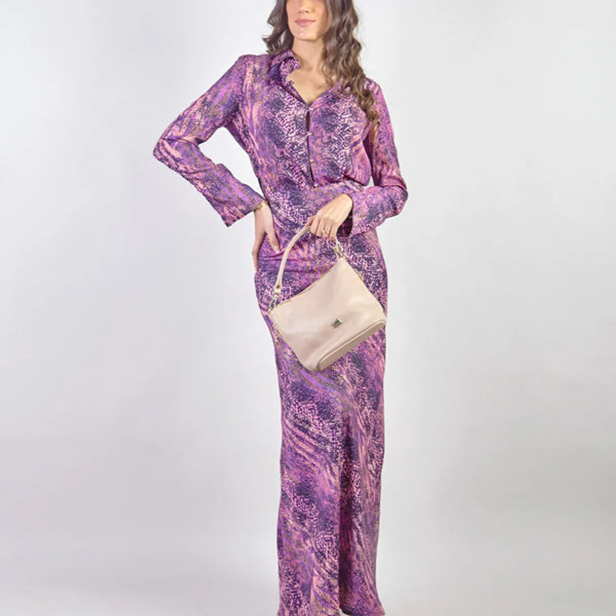 MICHELLE BELAU - BRUNA - FALDA LARGA