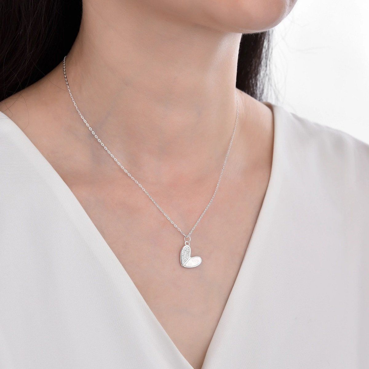 SANTORAL - Collar Corazón Brillos y Nácar - Plata