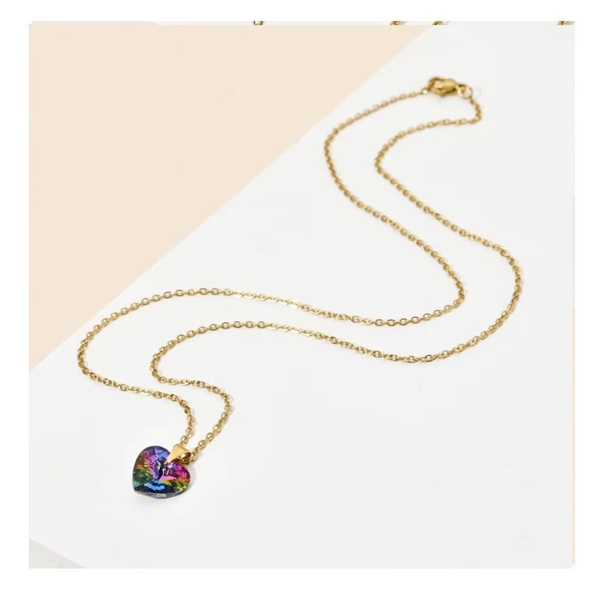 FERNANDA ROMERO JOYAS Y ACCESORIOS - Lindo Collar color Vitrail Tornasolado de Acero y Cristales en Oferta