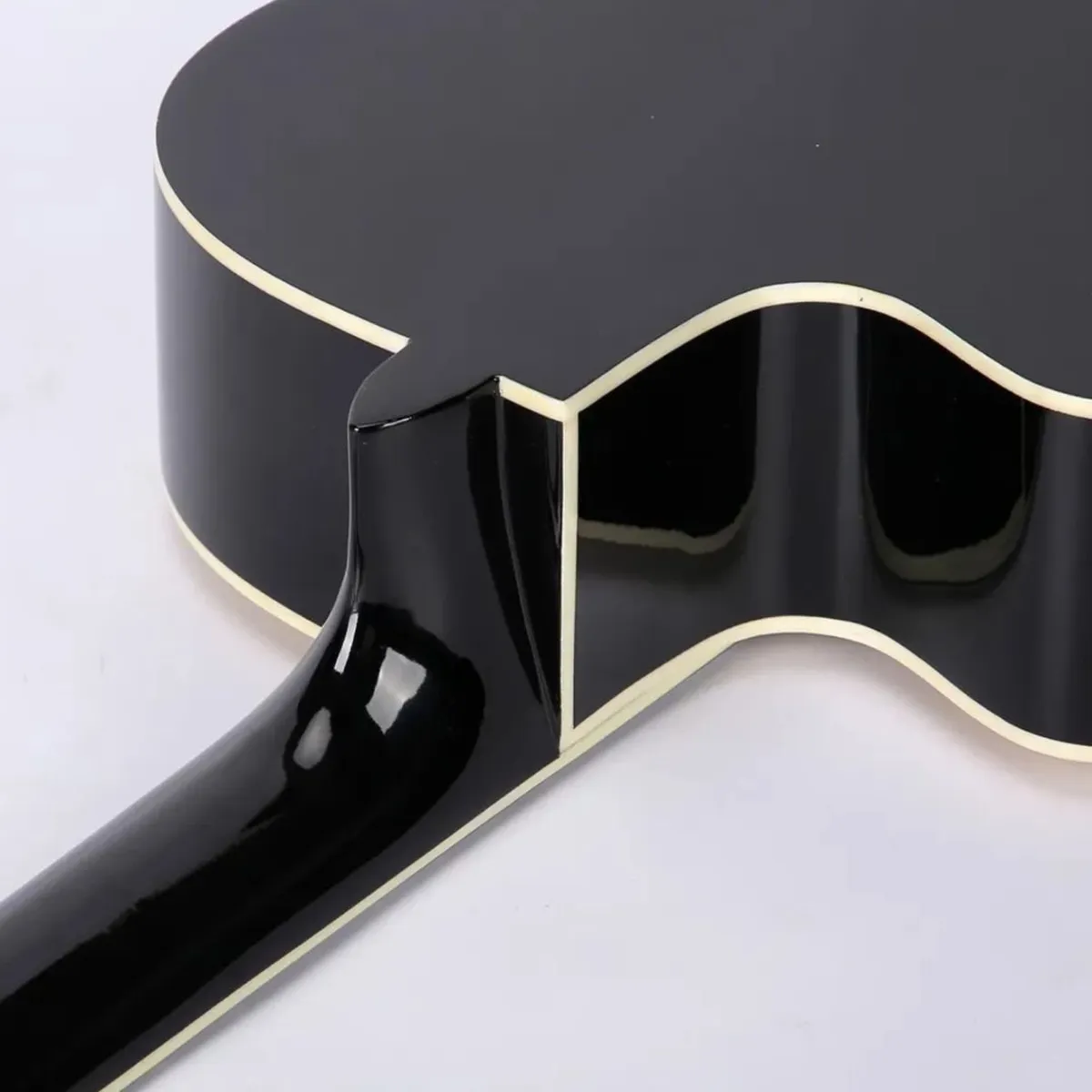 CALIFORNIA - Guitarra acústica CALIFORNIA SUNBURST con cuerdas Nylon