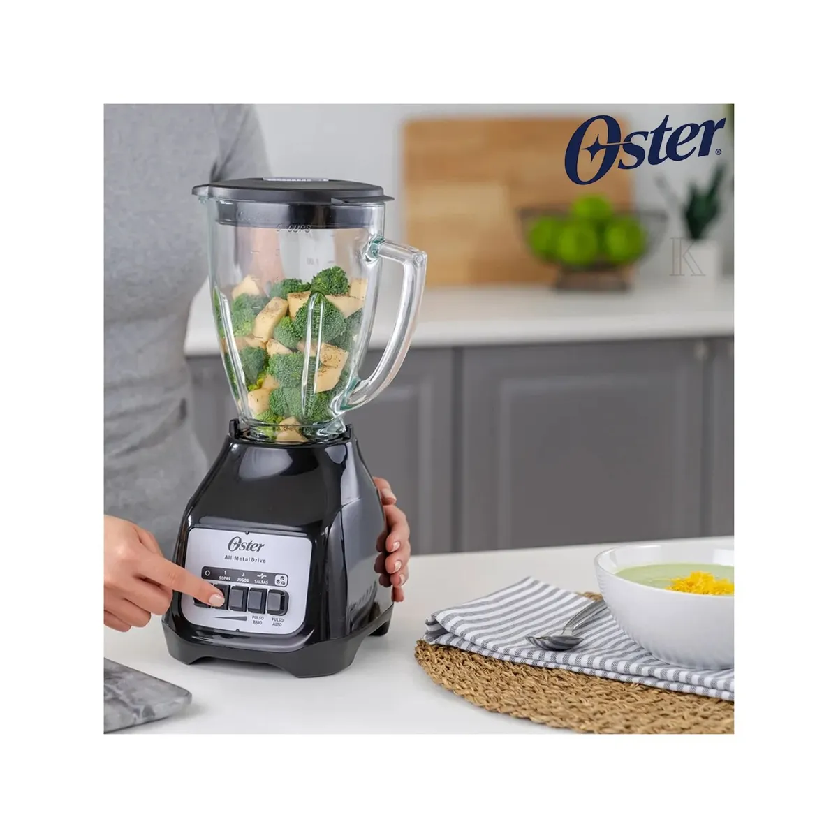 OSTER - Combo Oster Licuadora 1.5 Litros + Freidora de Aire Digital de 4 Lts