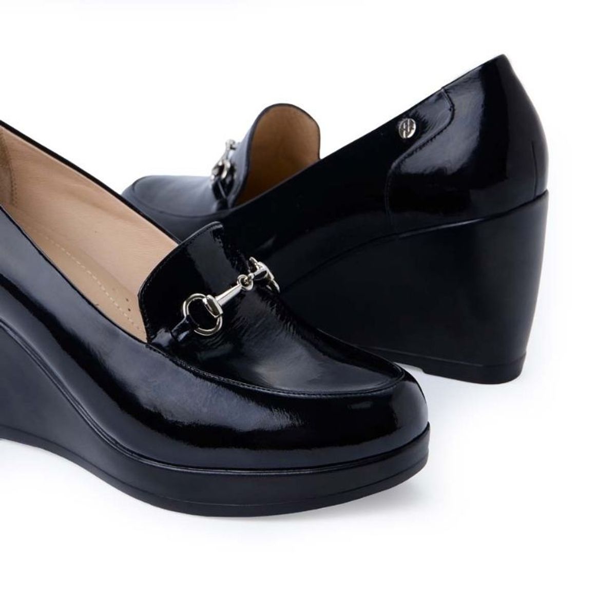 VIALE - Zapato Mocasín Casual LINDA-2520 Negro Viale Cuero