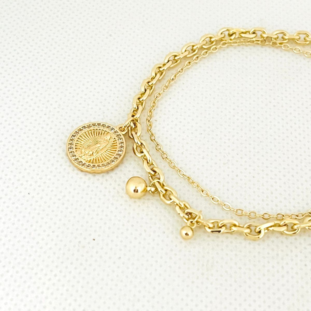 GENERICO - Pulsera de acero Virgen María