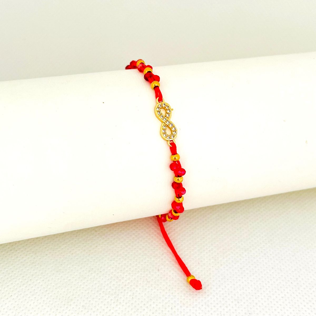 GENERICO - Pulsera hecha a mano con hilo muranos y acero - Valeria