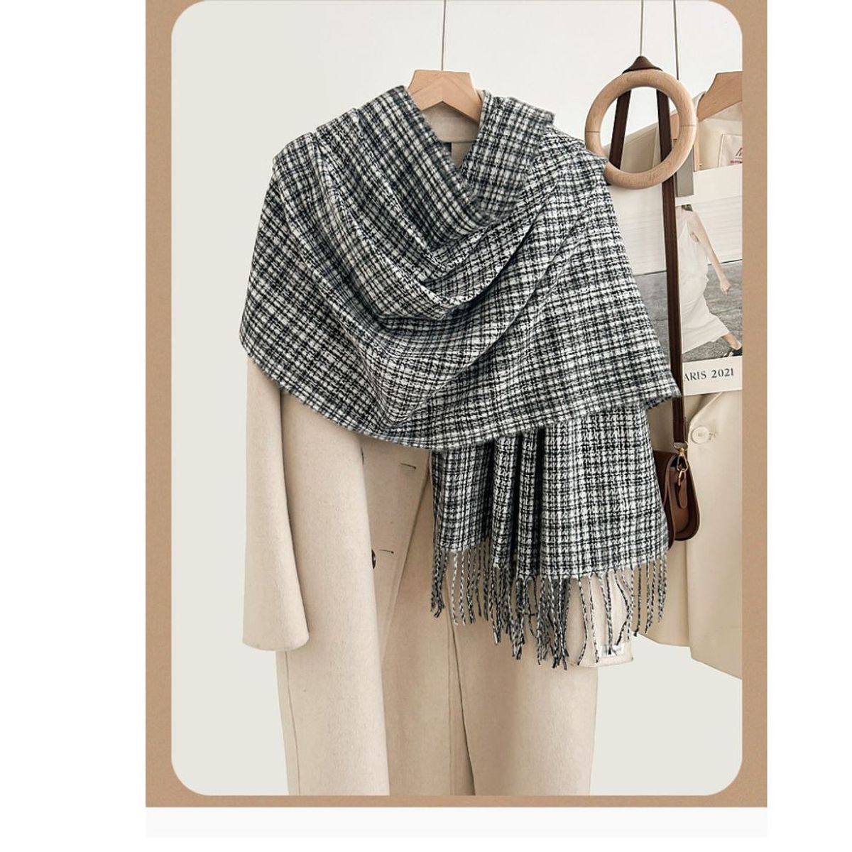 KAST PE - Bufanda Shanell Greyson Chalina Chal 200x65 Tweed con Flecos Negro