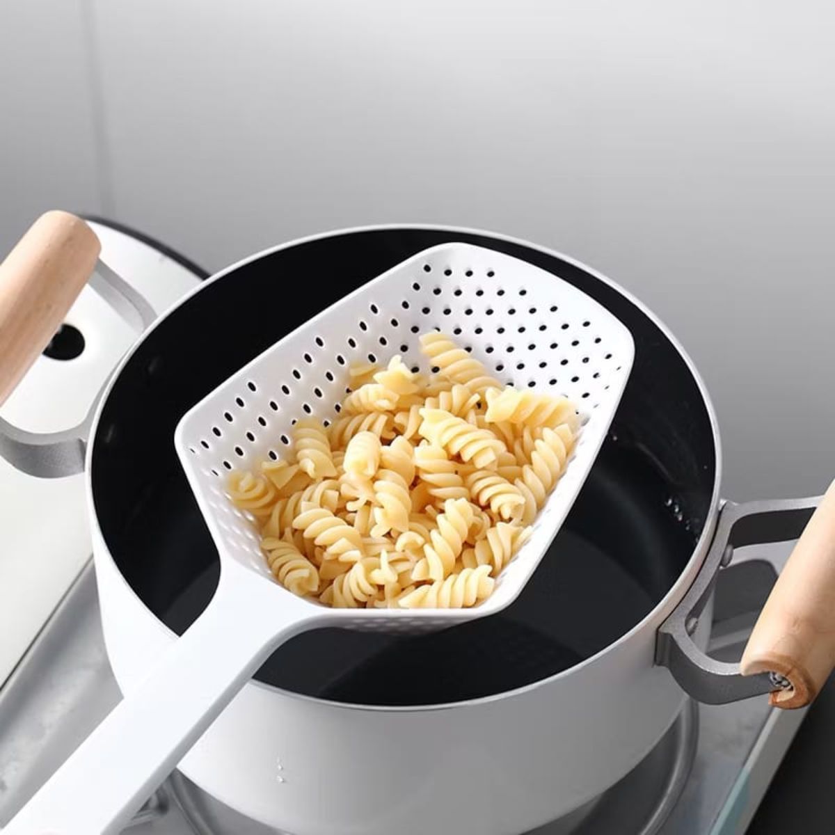 GENERICO - Cuchara Colador Multiusos de Plástico