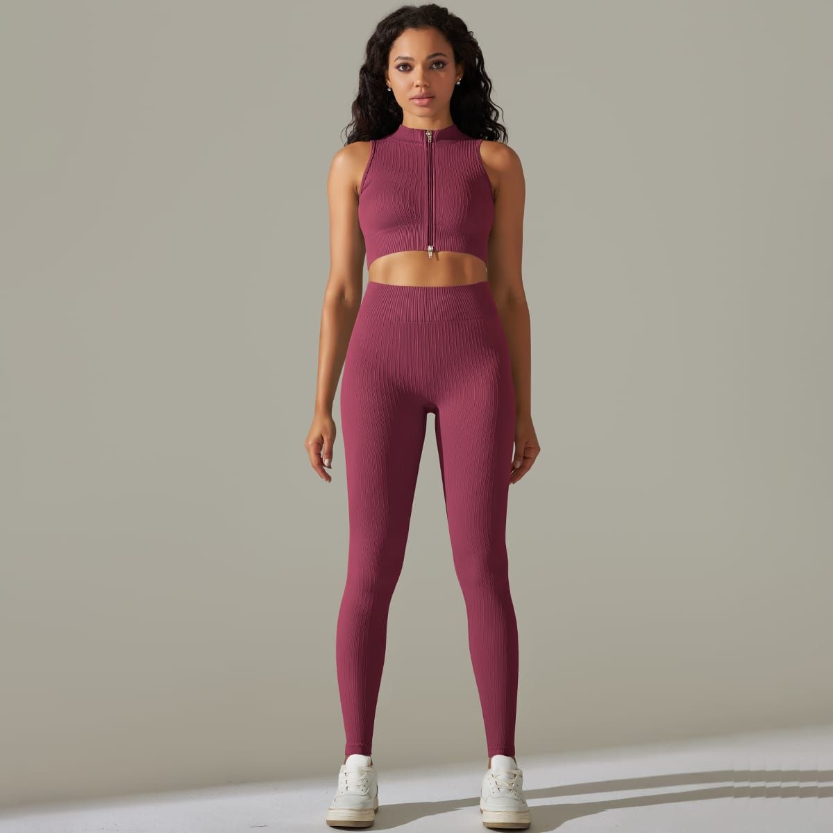 GENERICO - CONJUNTO DEPORTIVO PUSH UP CON CIERRE MANGA CERO