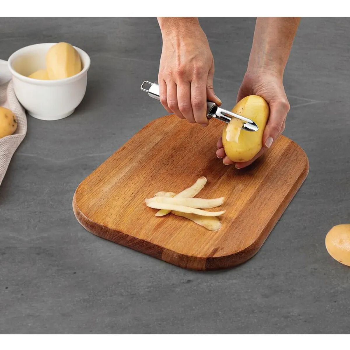 TRAMONTINA - PELADOR DE PAPA TRAMONTINA MARFFIM DE ACERO INOXIDABLE