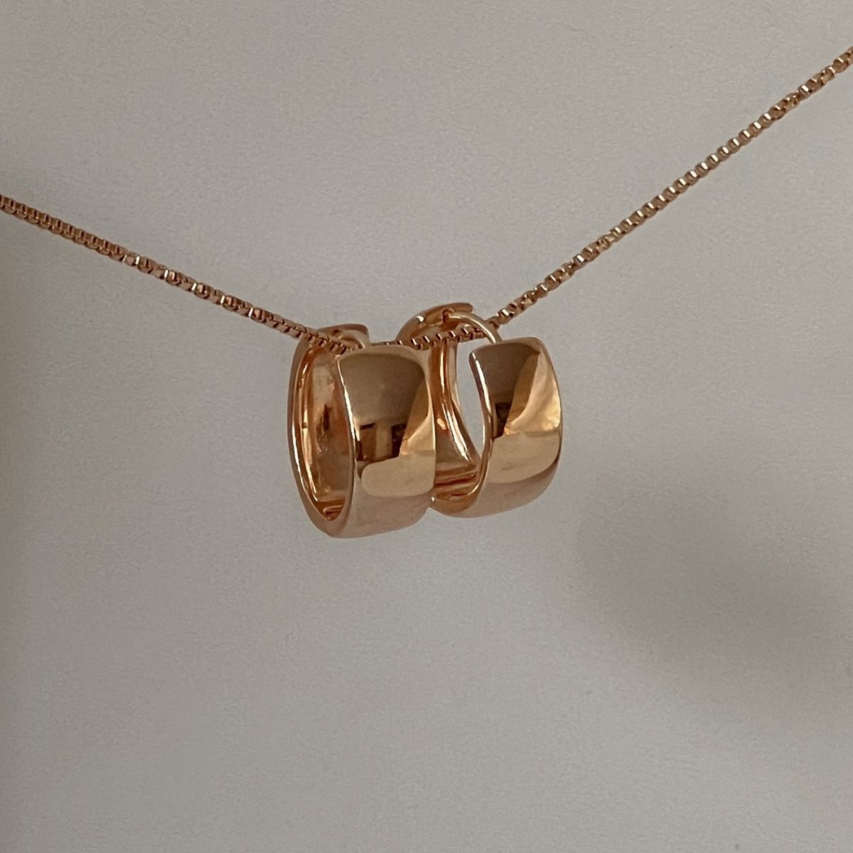 GENERICO - Aretes oro rosa - Naif Jewelry