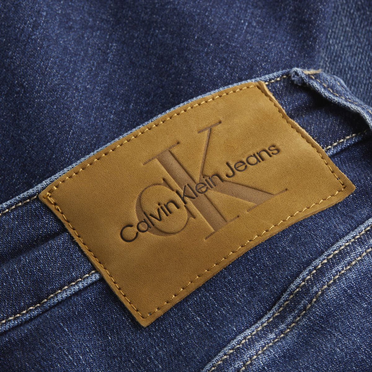 CALVIN KLEIN - CALVIN JEAN PARA MUJERES CK
