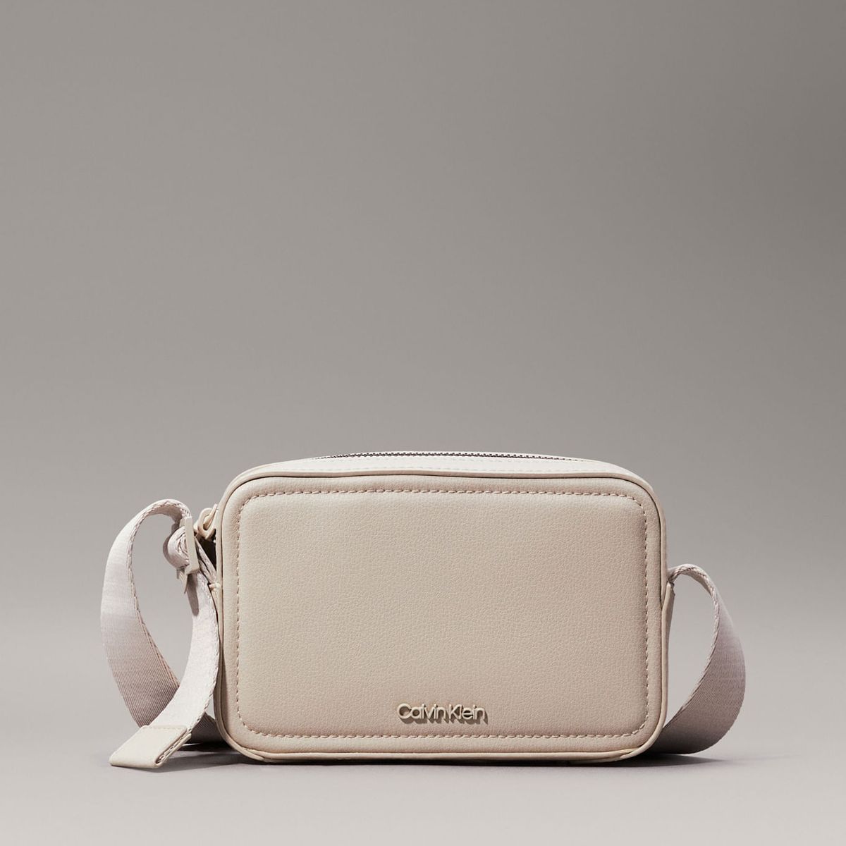 CALVIN KLEIN - MALETIN PARA HOMBRES CK