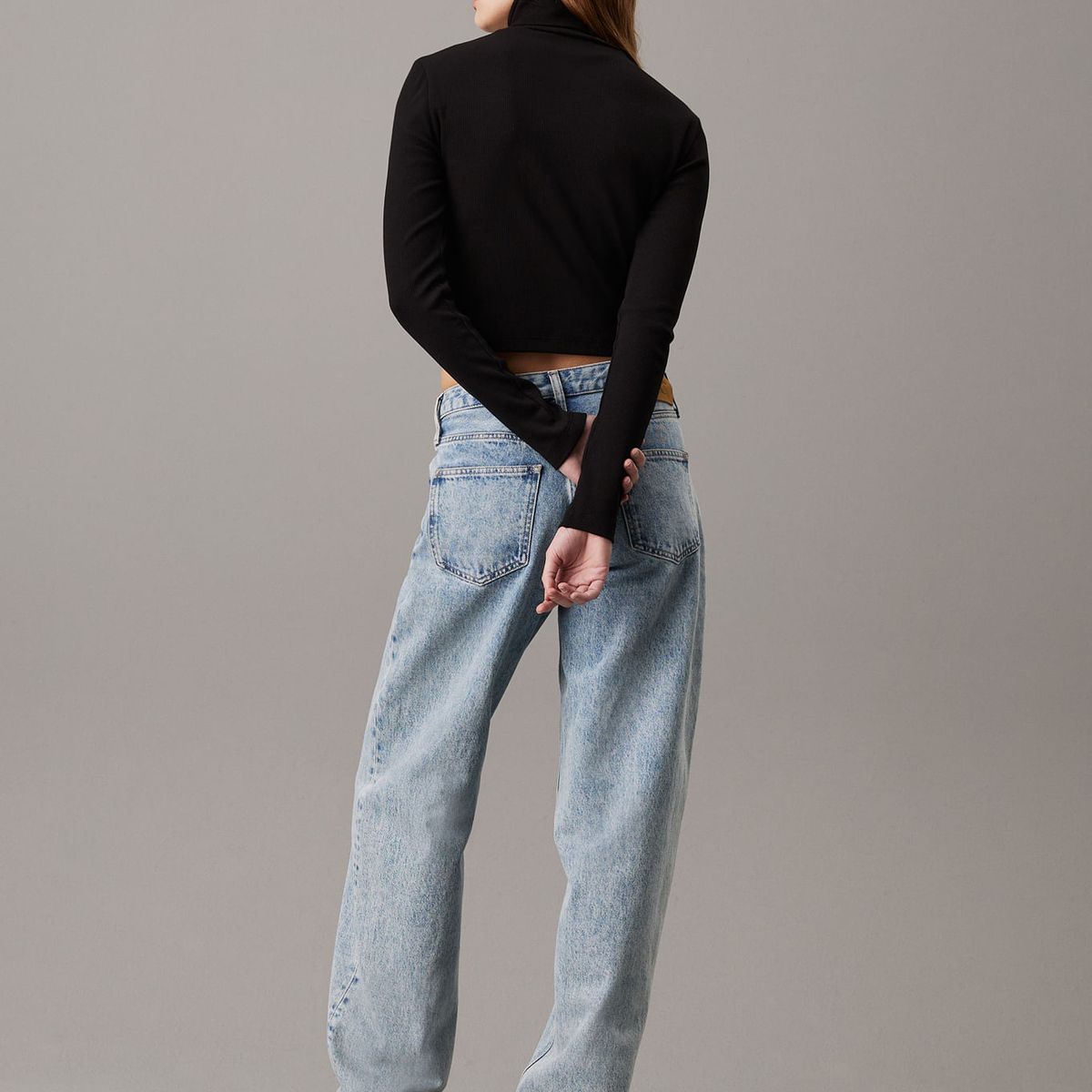 CALVIN KLEIN - T-SHIRT M/L PARA MUJERES CK