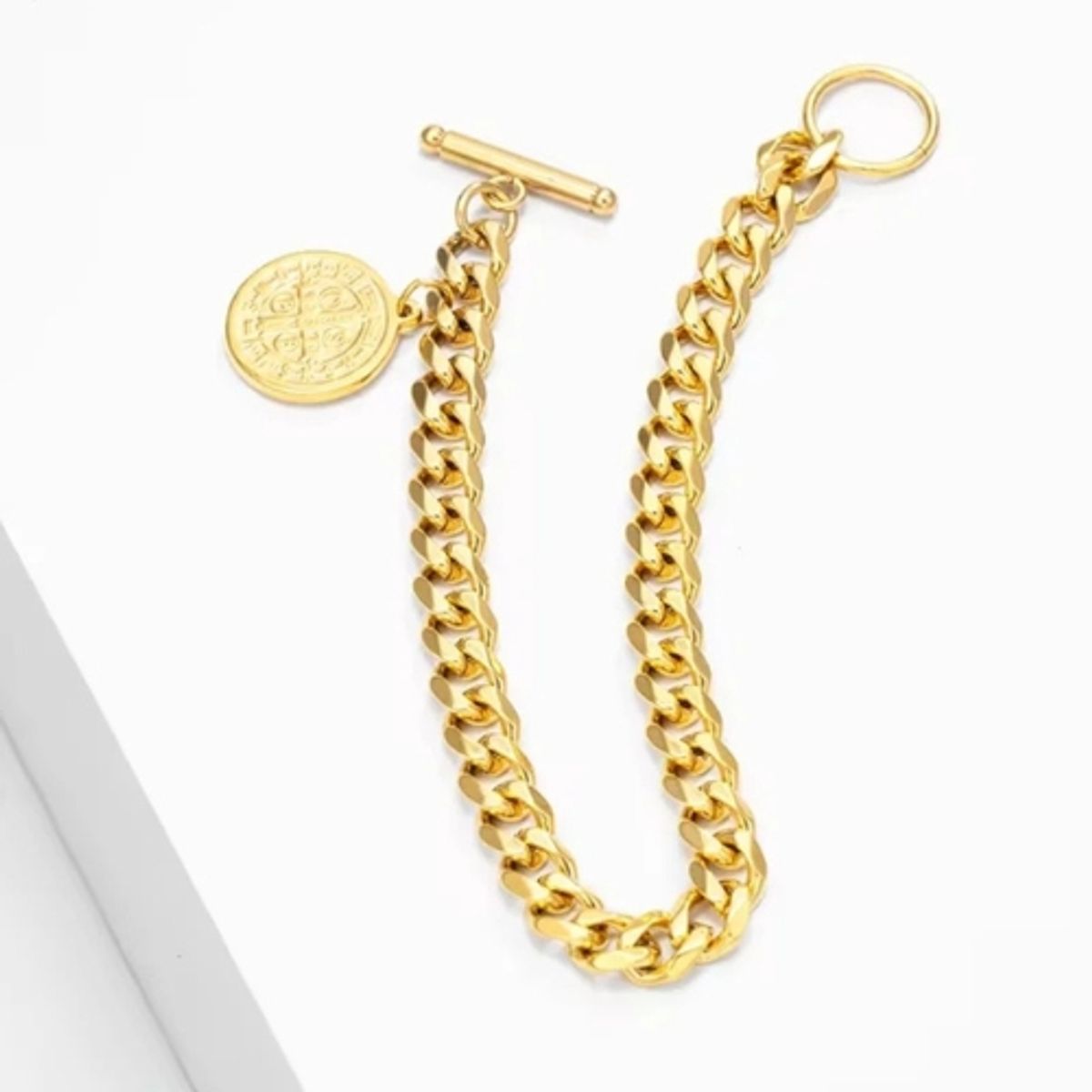 GENERICO - Pulsera San Benito dorada acero inoxidable chunky mujer hombre