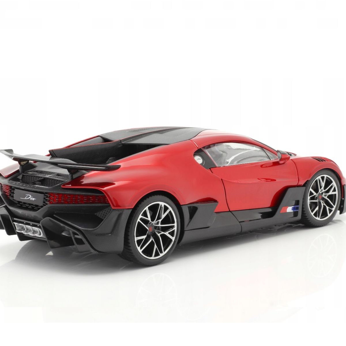 BBURAGO - Auto Coleccionable 1/18 Bugatti Divo